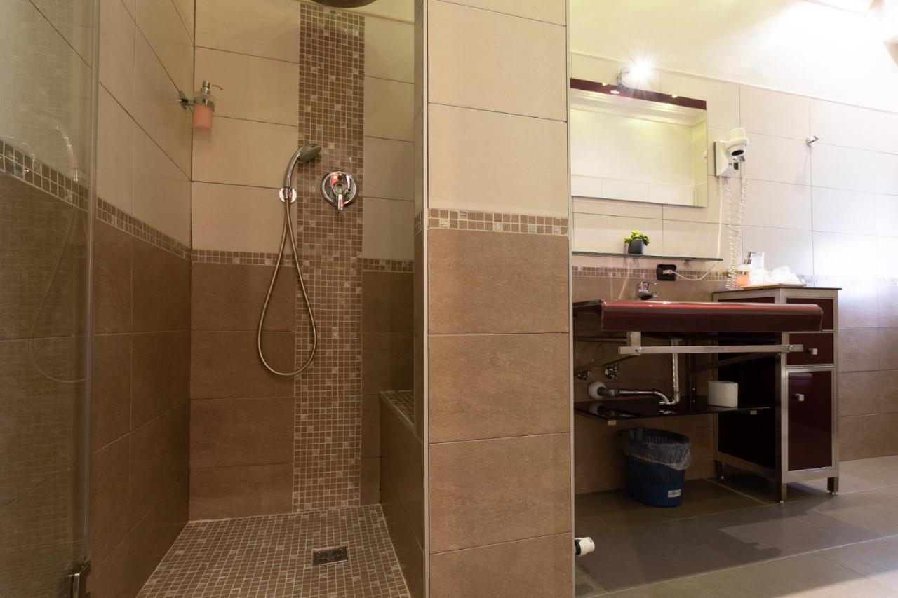 Il Piccolo Piacenza Hotel Ngoại thất bức ảnh