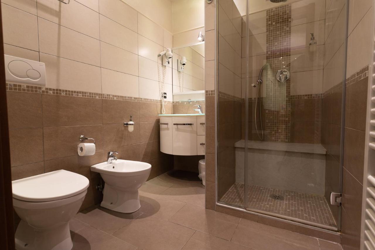 Il Piccolo Piacenza Hotel Ngoại thất bức ảnh