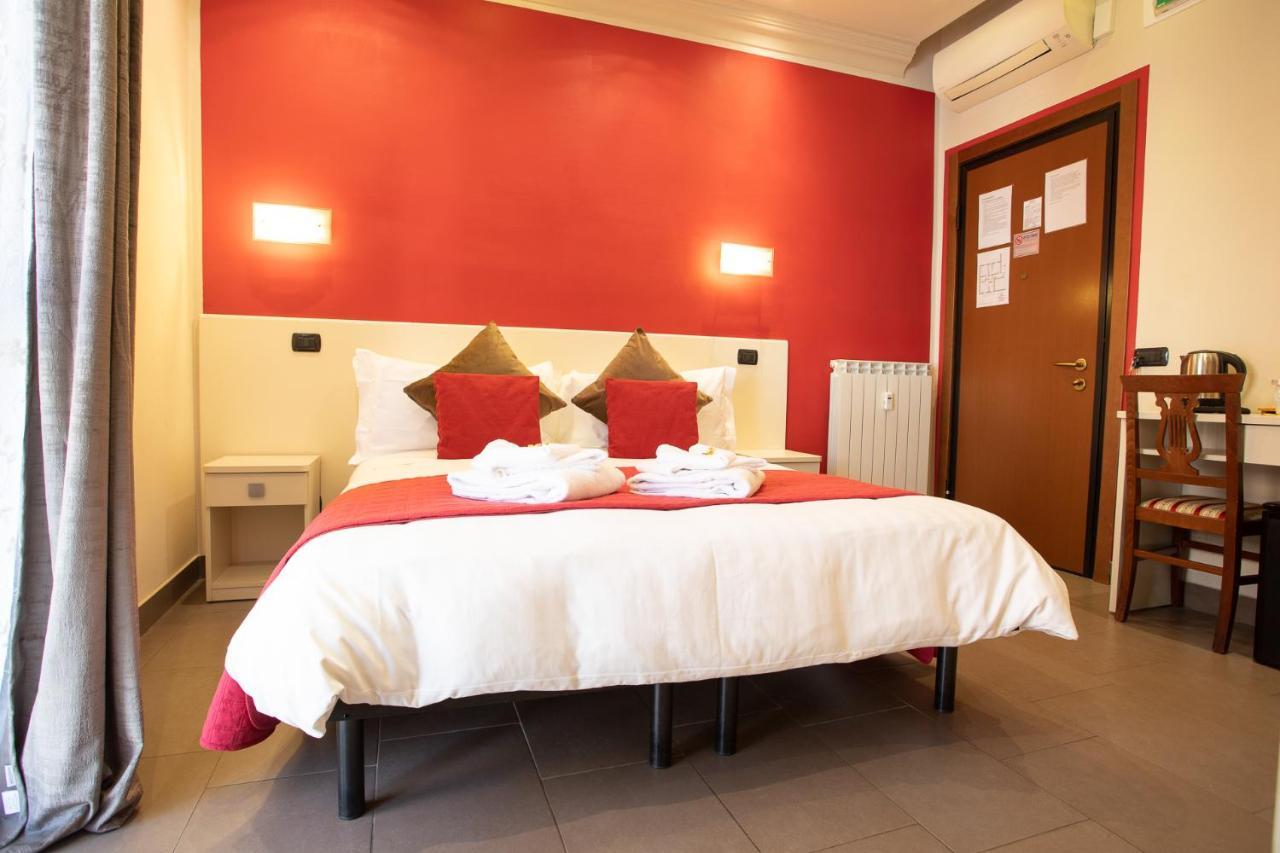 Il Piccolo Piacenza Hotel Ngoại thất bức ảnh