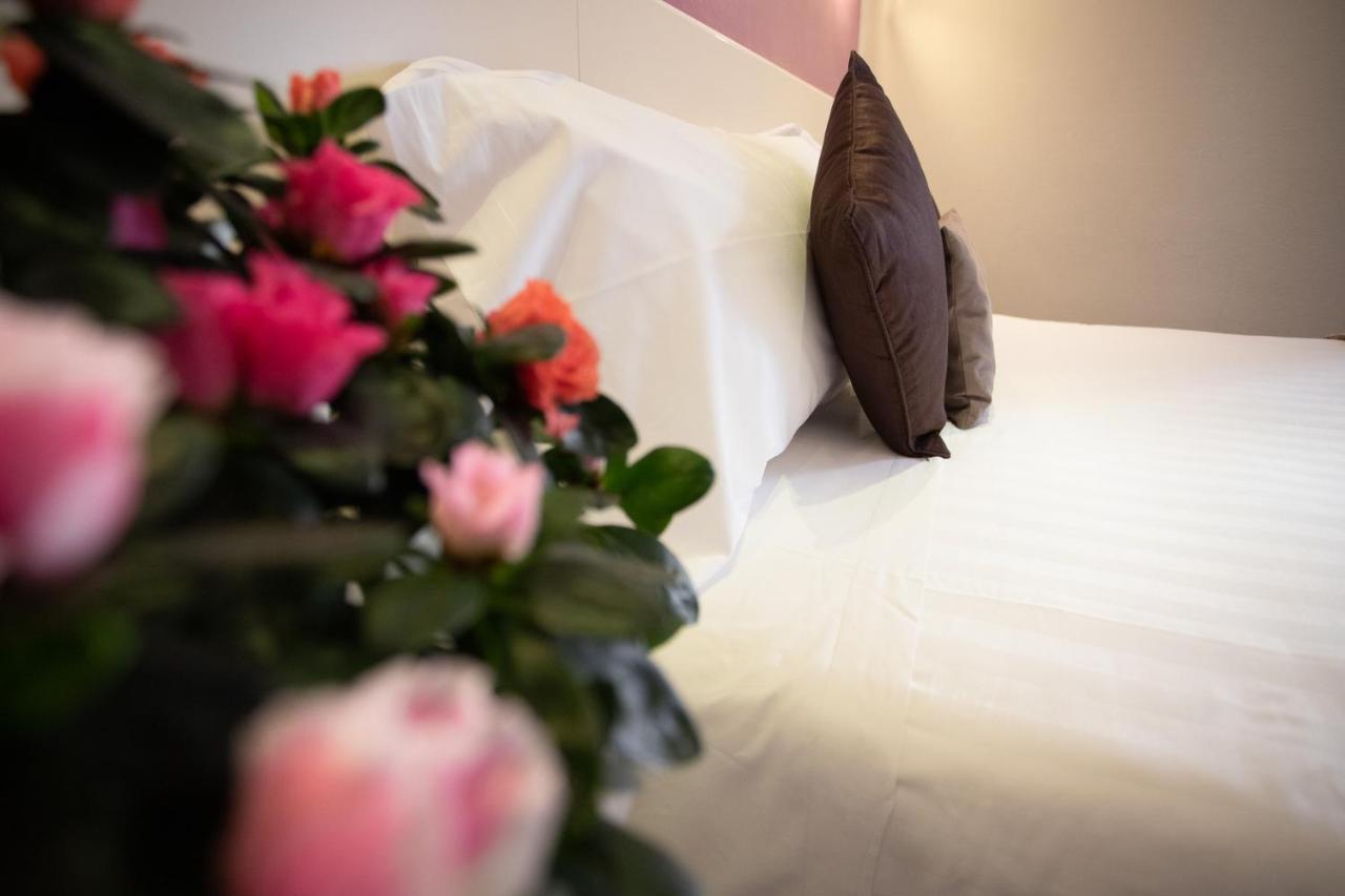 Il Piccolo Piacenza Hotel Ngoại thất bức ảnh