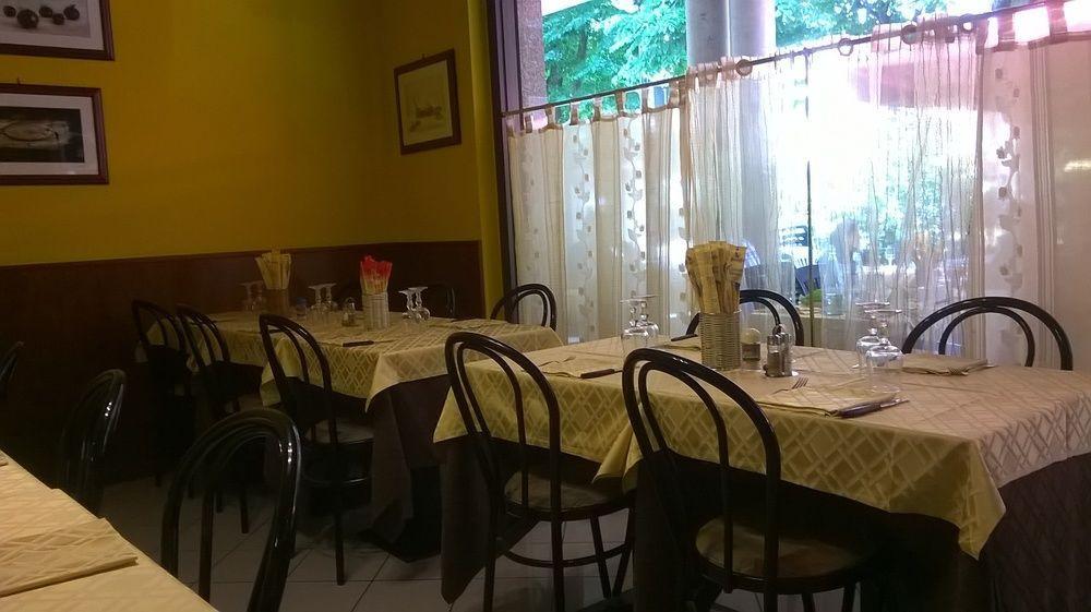 Il Piccolo Piacenza Hotel Ngoại thất bức ảnh