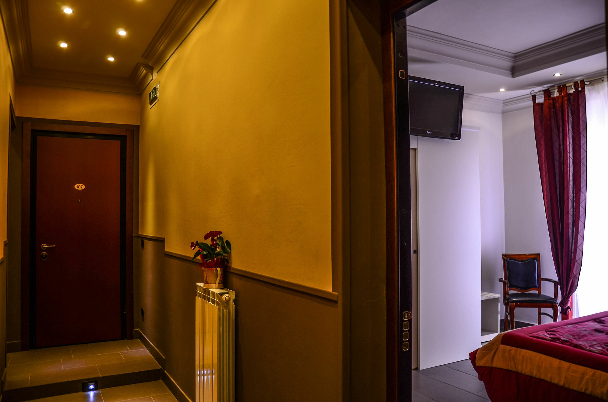 Il Piccolo Piacenza Hotel Ngoại thất bức ảnh
